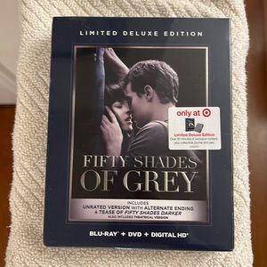 NEW Fifty Shades of Grey Limited Deluxe Edition Blu-Ray DVD + Digital HD Rated R